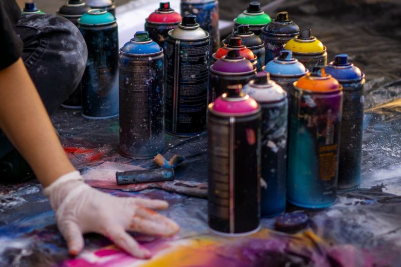 Comment utiliser une bombe de peinture ?